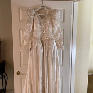 Wedding dress